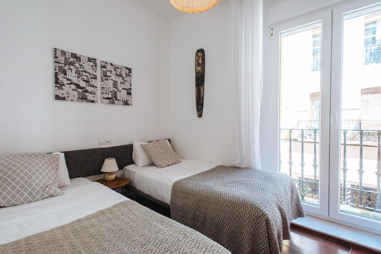 Homeyseville- Bright Apartment At Santa Cruz 6 Pax, Parking Optional Eksteriør bilde